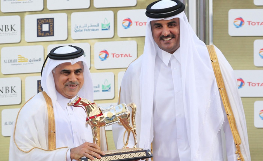 H.H. Emir Crowned Winners